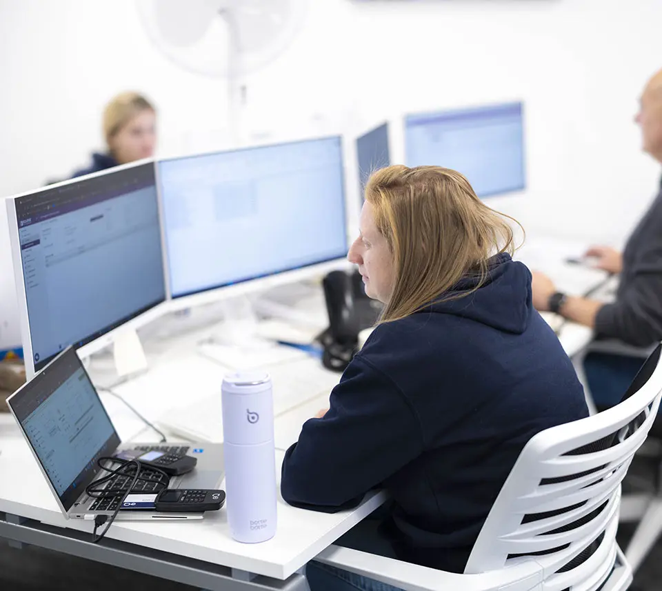 Seamless call management and routing, international toll-free number with intelligent multi-country support