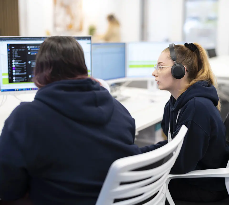 Penetration testing simulated cyberattack uncovering security weaknesses before real threats exploit them